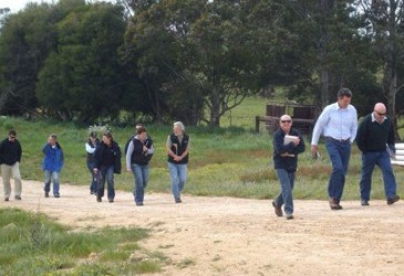 Dairy advisors train up on robotics